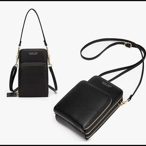 Forever Young Crossbody Purse-Brand New (Black)